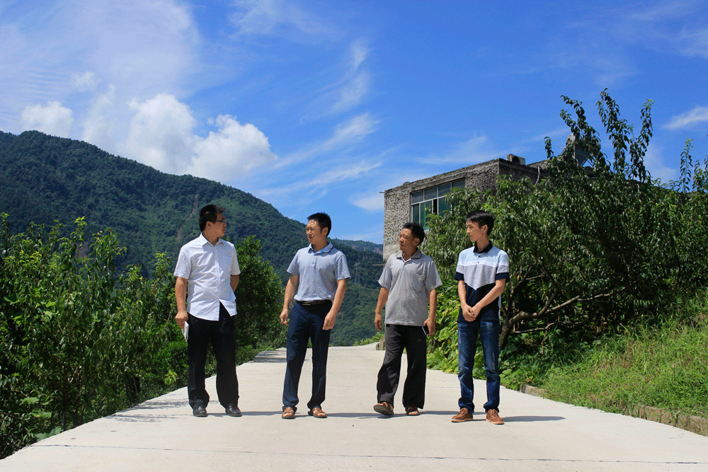 對(duì)口幫扶暖民心 便民橋連千家情