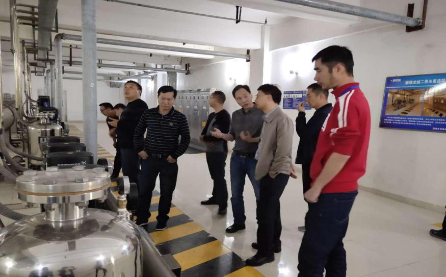 樂山市水務(wù)局總工程師馬杰率隊來二次供水公司進行交流學(xué)