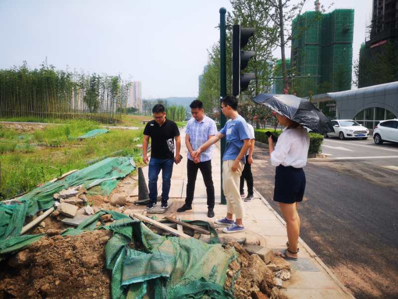 臨港公司開(kāi)展在建重點(diǎn)工程巡檢工作