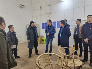 市國資委領(lǐng)導到清源水務集團慰問優(yōu)秀人才、困難黨員并開展節(jié)前安全檢查