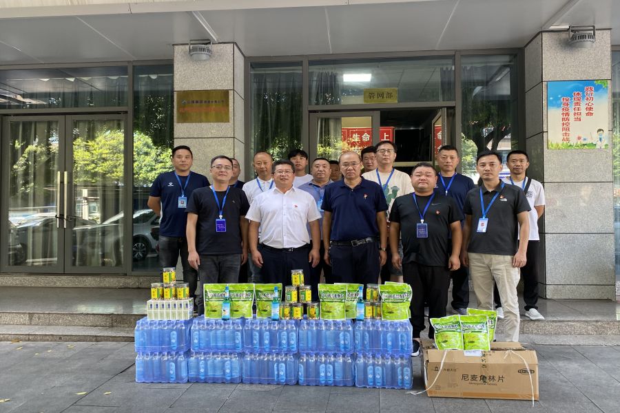 奮戰(zhàn)一線保供水，夏送清涼沁人心
